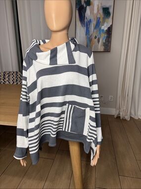 Transparente Black Label Germany Striped Lagenlook Oversized Sweater